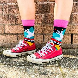 Blue Mountains Designed. Nostalgic Socks. Australia. 6-11 large.
